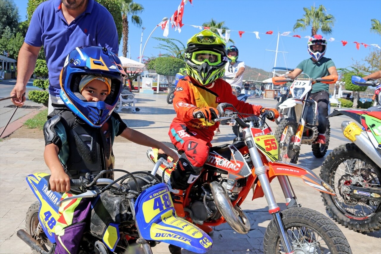 Muğla'nın Fethiye ilçesinde düzenlenen Türkiye Süper Enduro Şampiyonası final yarışı için...