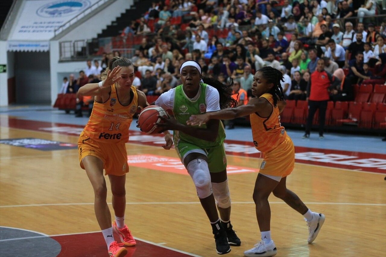 ING Kadınlar Basketbol Süper Ligi'nin ilk haftasında Melikgazi Kayseri Basketbol ile Danilos Pizza...