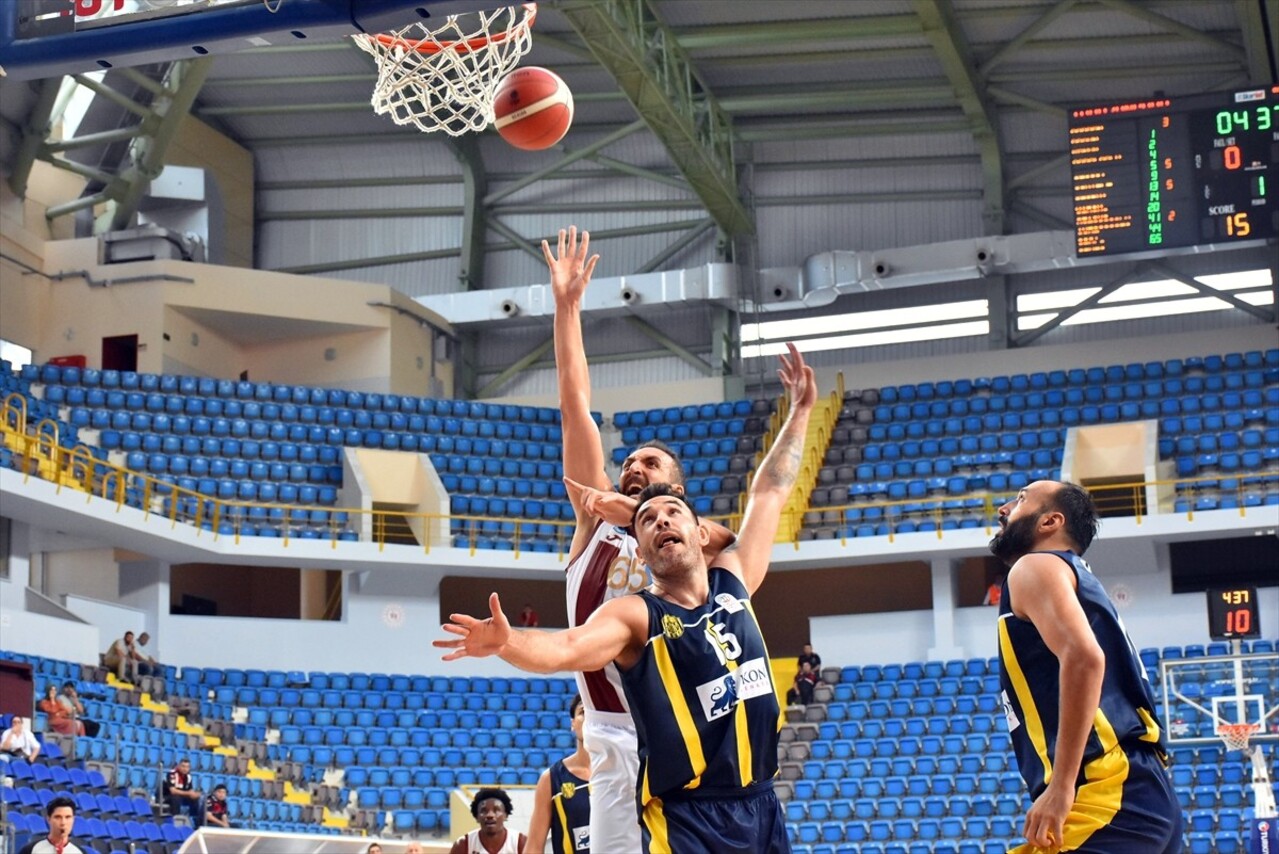 Türkiye Sigorta Türkiye Basketbol Ligi 3. hafta mücadelesinde Trabzonspor ile MKE Ankaragücü İkon...