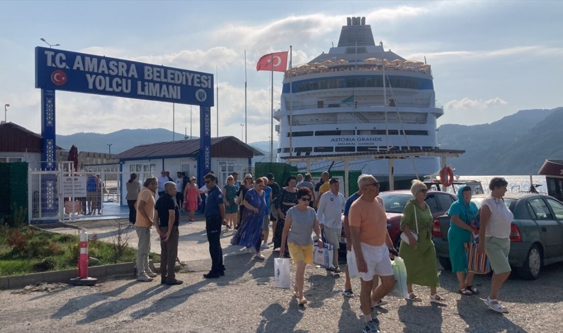 Astoria Grande kruvaziyeri, Amasra'ya