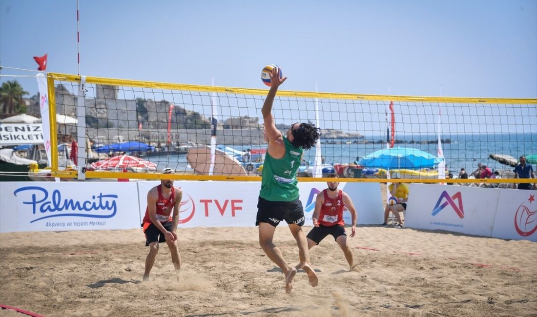 Mersin'de Pro Beach Tour