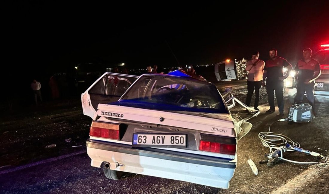 Şanlıurfa'da minibüs ve otomobilin