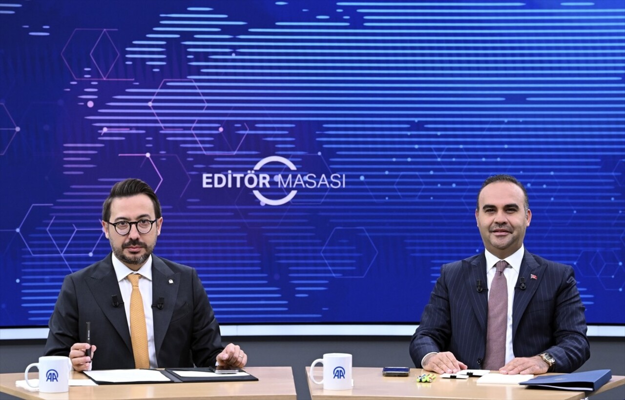 Sanayi ve Teknoloji Bakanı Mehmet Fatih Kacır, Anadolu Ajansı (AA) Editör Masası'na konuk oldu....