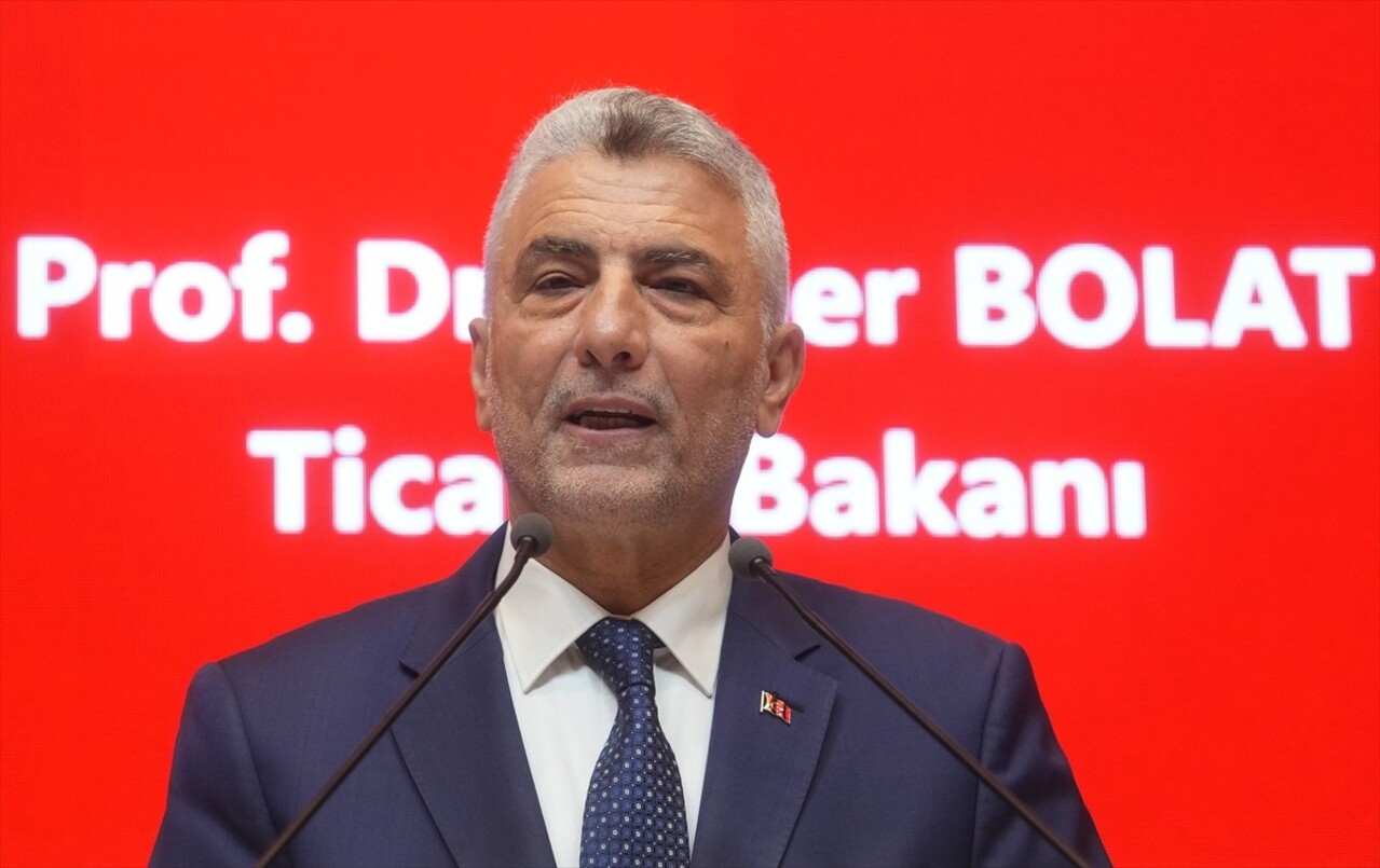 Ankara'da, Ticaret Bakanlığı Konferans Salonu'nda, Eylül 2024 dış ticaret rakamları hakkında basın...