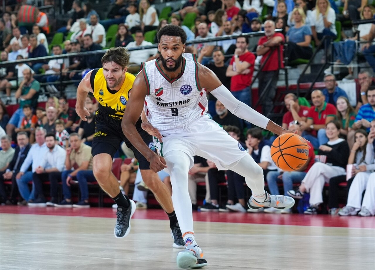 Basketbol Şampiyonalar Ligi C Grubu ilk hafta maçında Karşıyaka, İspanyol temsilcisi La Laguna...