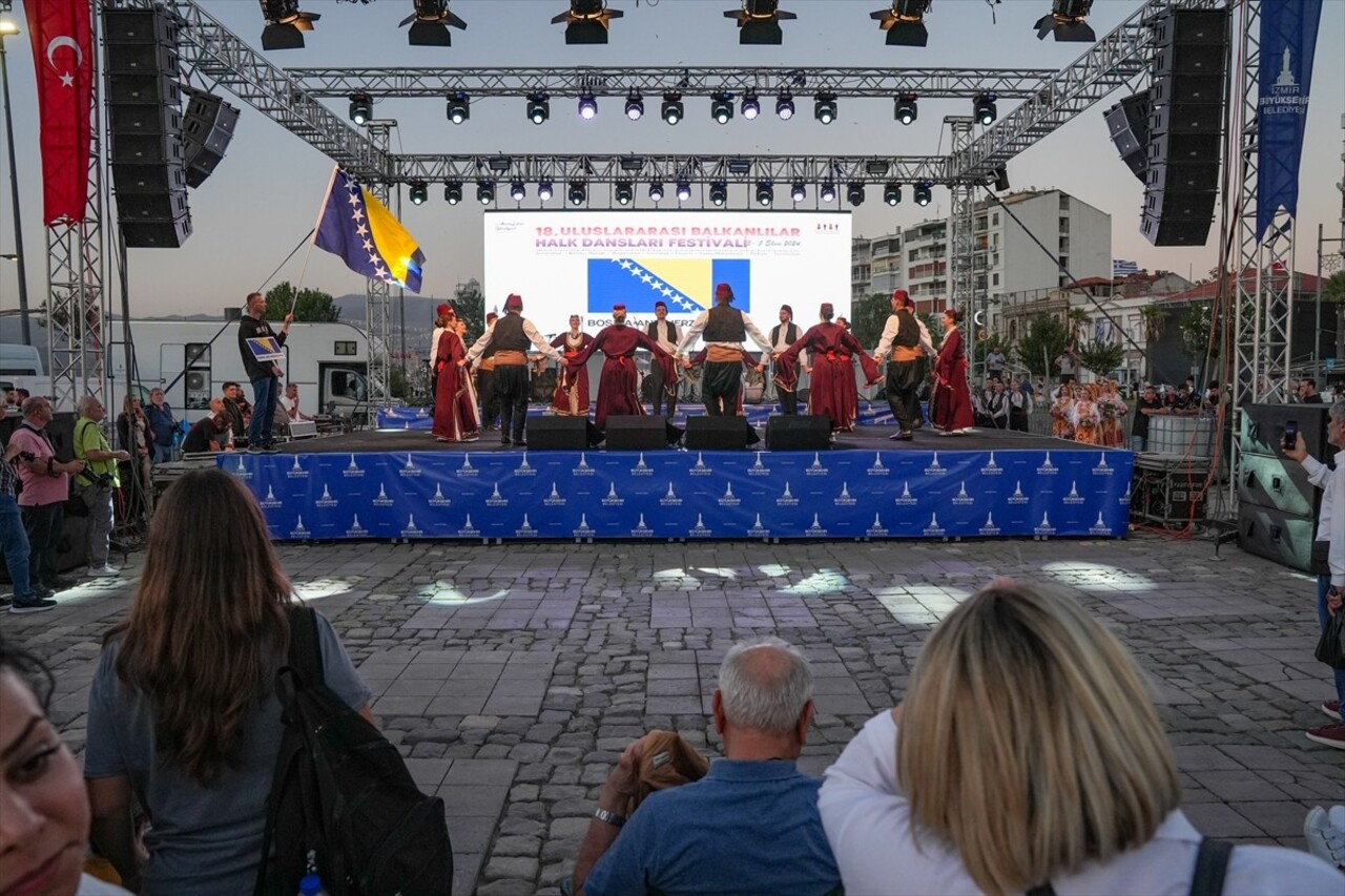 İzmir Büyükşehir Belediyesince düzenlenen Uluslararası Balkanlılar Halk Dansları Festivali...