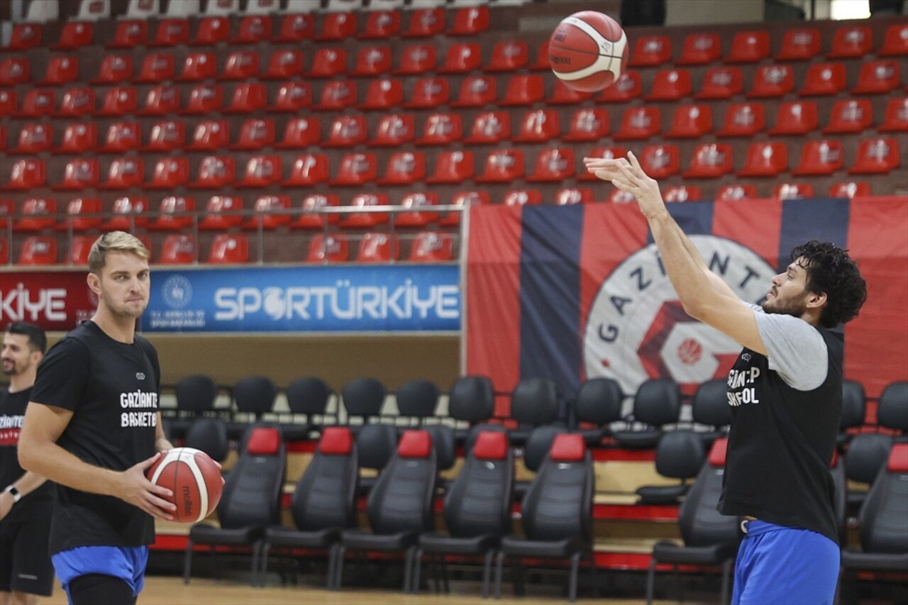 Türkiye Sigorta Türkiye Basketbol Ligi'nin 4. haftasında 6 Ekim Pazar günü deplasmanda Esenler...