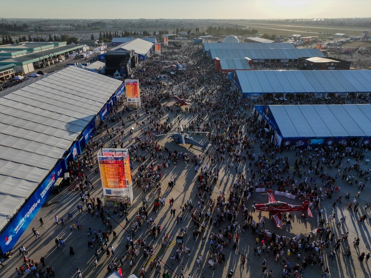 Adana'da düzenlenen Havacılık, Uzay ve Teknoloji Festivali (TEKNOFEST), dördüncü gününde çok...