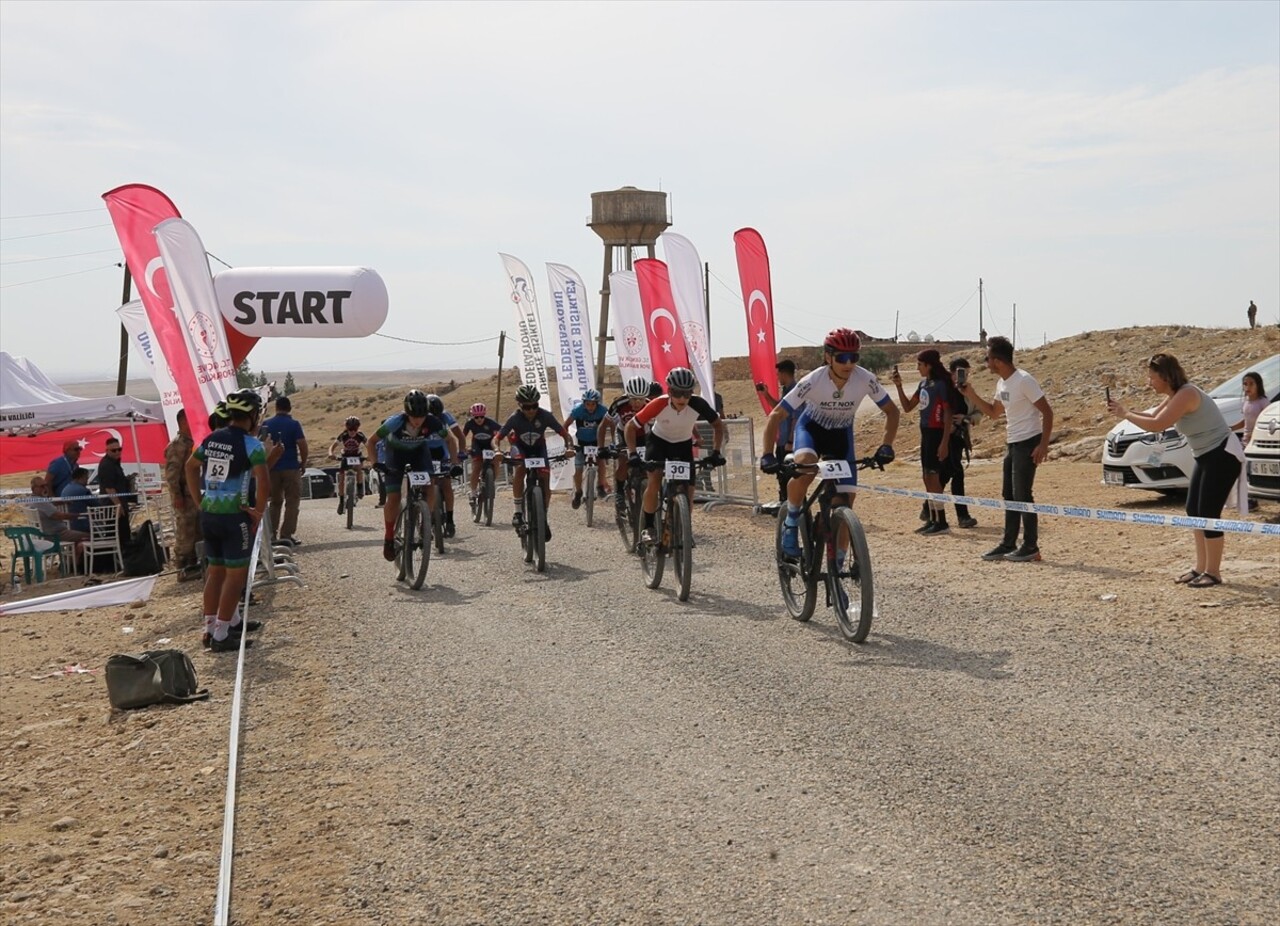 Mardin'in tarihi Dara Antik Kenti'nde Uluslararası Mardin MTB Cup Dağ Bisikleti Yarışları...