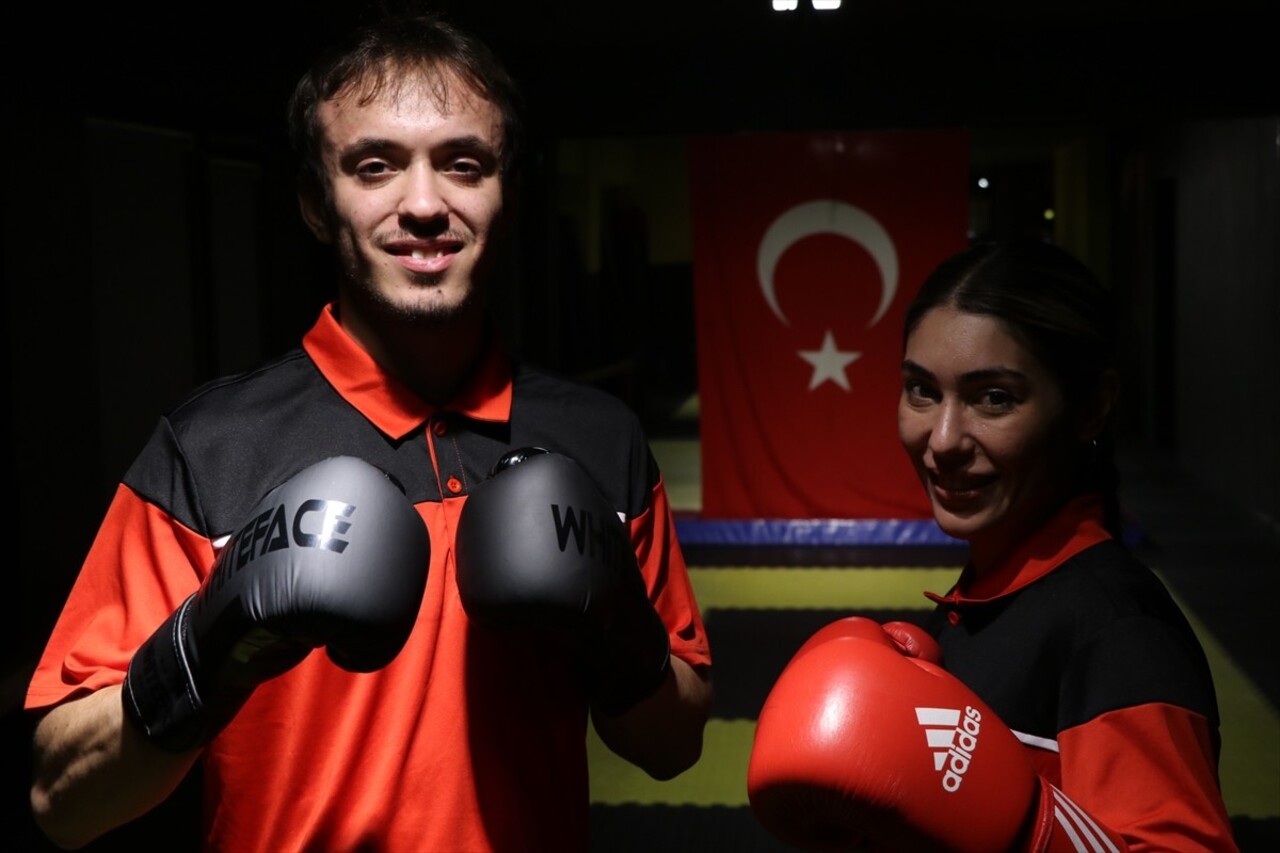 Savate sporcuları Aybüke Kılıçaslan ve Raşit Yusuf Ören, 9-13 Ekim'de Slovenya'da düzenlenecek...