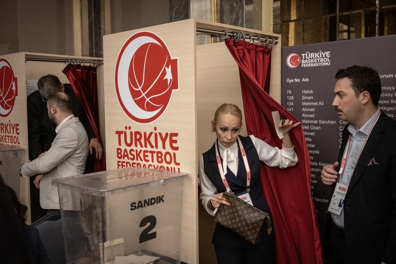 Türkiye Basketbol Federasyonu (TBF) Olağan Genel Kurulu, Ankara'da başladı. Crowne Plaza Ankara'da...