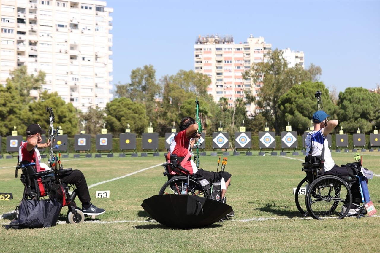 Antalya'da 20 kulüpten 46 sporcunun katılımıyla düzenlenen Para Okçuluk Türkiye Şampiyonası...