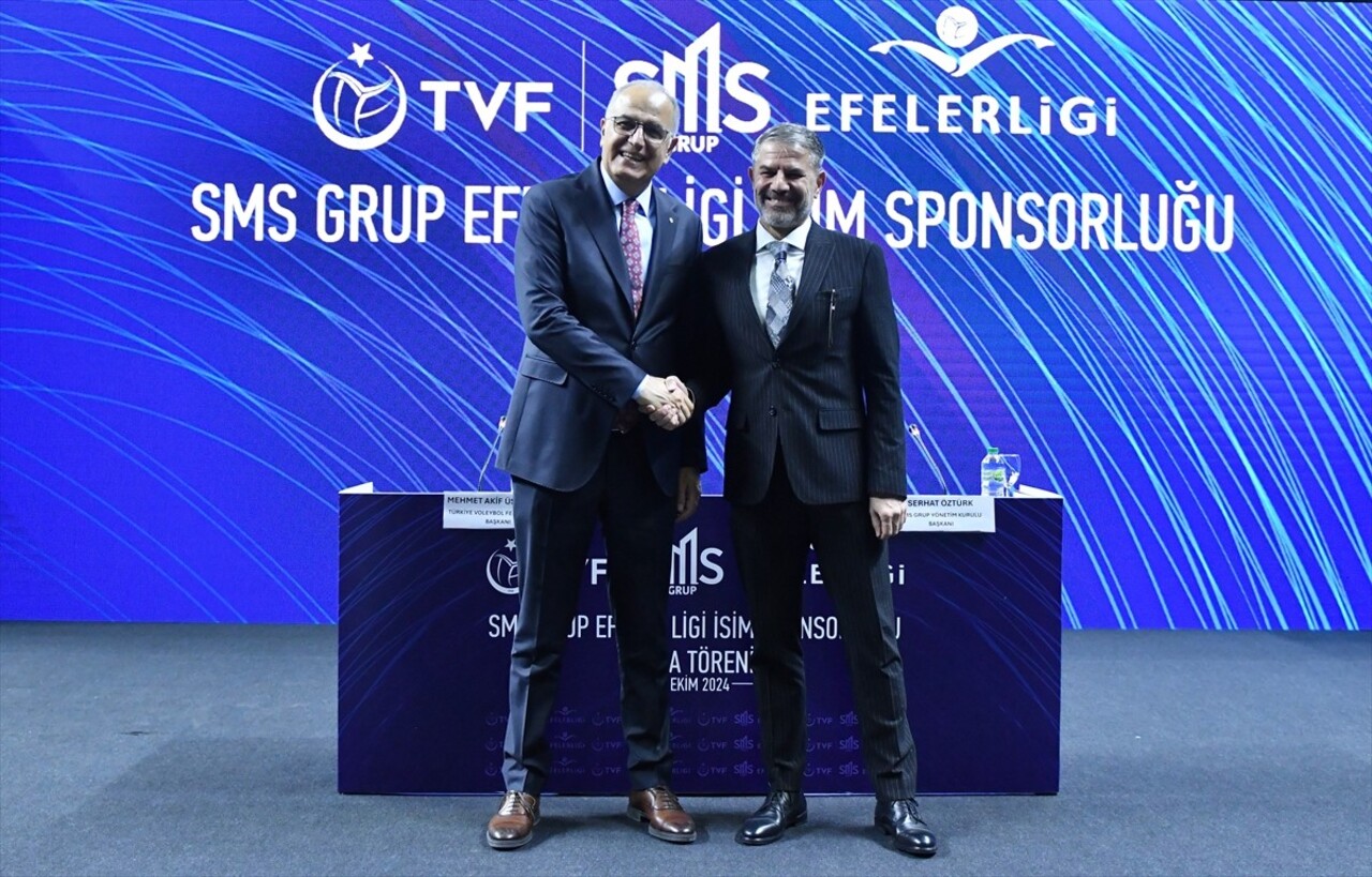 Türkiye Voleybol Federasyonu (TVF) ile SMS Grup arasında Efeler Ligi isim sponsorluğu anlaşması...