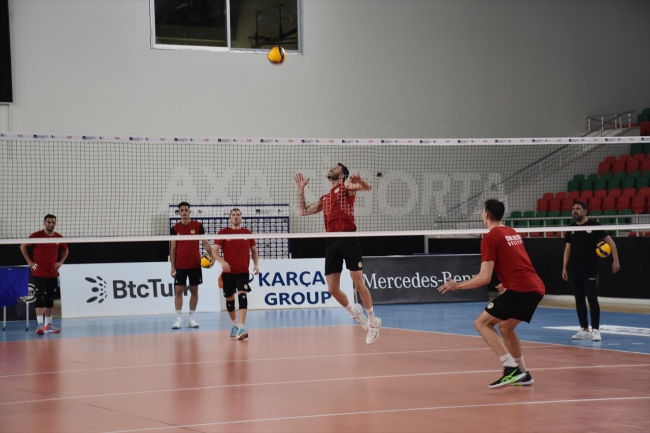 Voleybol SMS Grup Efeler Ligi ekiplerinden Cizre Belediyespor, ligin 2. haftasında konuk olacağı...