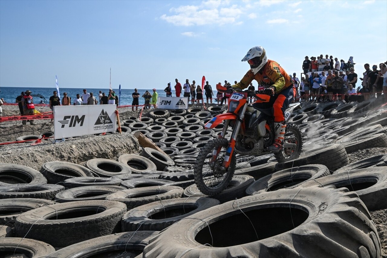 Antalya'nın Kemer ilçesinde düzenlenen Hard Enduro Dünya Şampiyonası'nın 6. ayağı Sea To Sky...