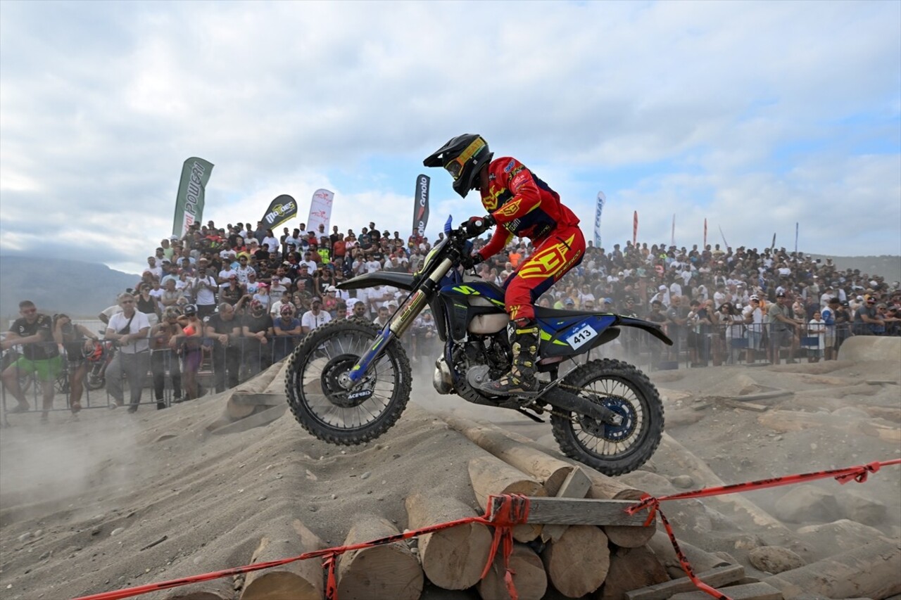 Antalya'nın Kemer ilçesinde düzenlenen Hard Enduro Dünya Şampiyonası'nın 6. ayağı Sea To Sky...