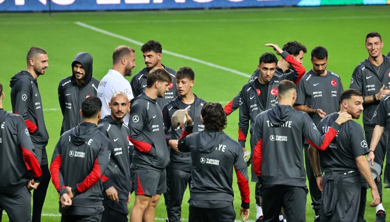 UEFA Uluslar B Ligi 4. Grup müsabakasında yarın Karadağ ile karşılaşacak A Milli Futbol Takımı...