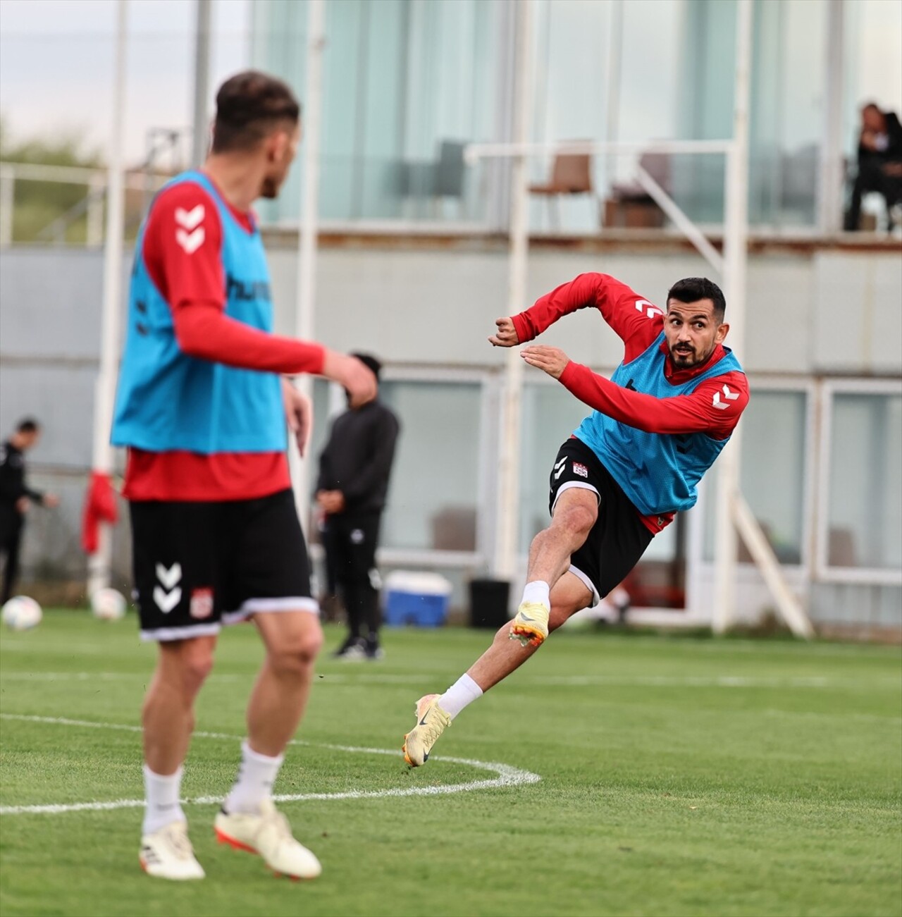 Net Global Sivasspor, Trendyol Süper Lig'in 9. haftasında sahasında Atakaş Hatayspor ile yapacağı...