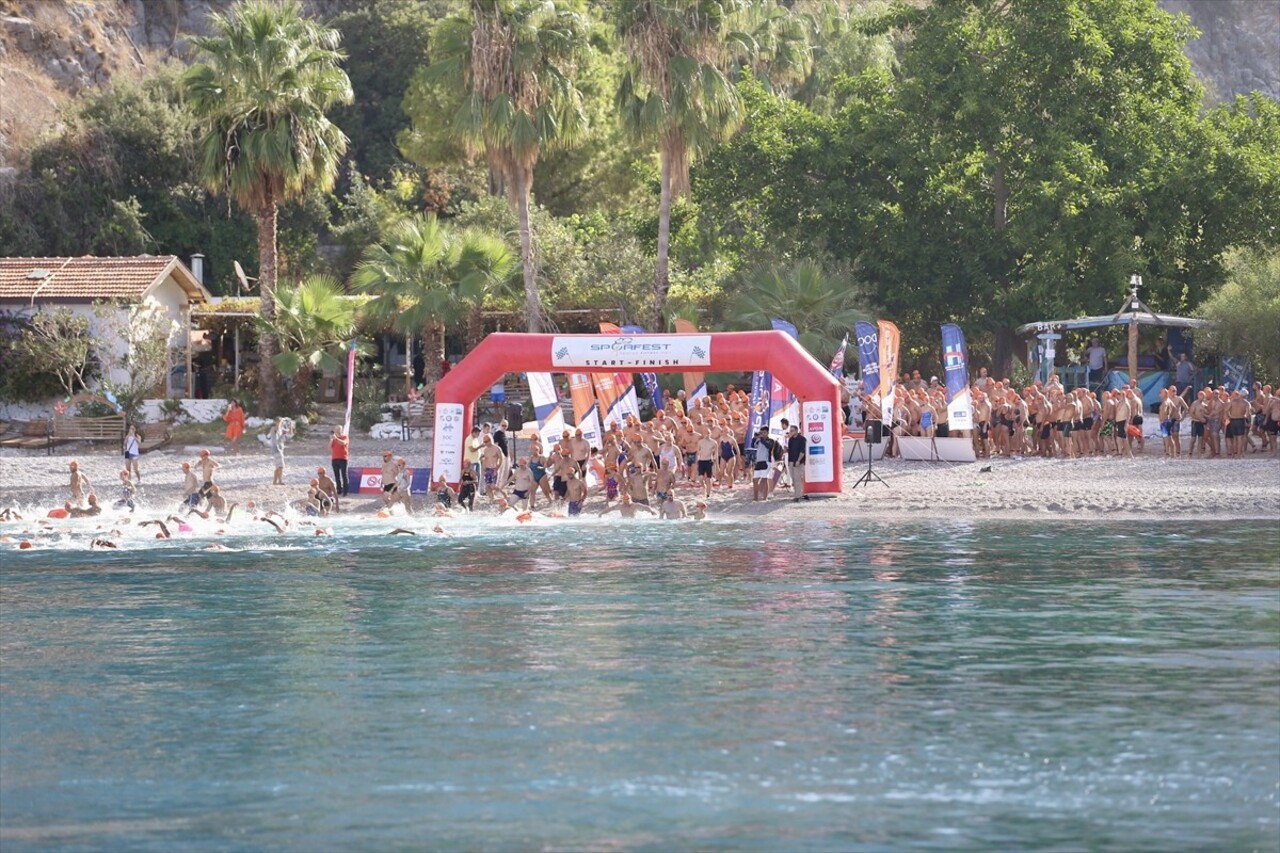 Muğla'nın Fethiye ilçesinde "5. Uluslararası Fethiye Spor Festivali" kapsamında Kelebekler...