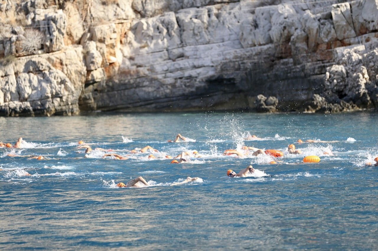 Muğla'nın Fethiye ilçesinde "5. Uluslararası Fethiye Spor Festivali" kapsamında Kelebekler...