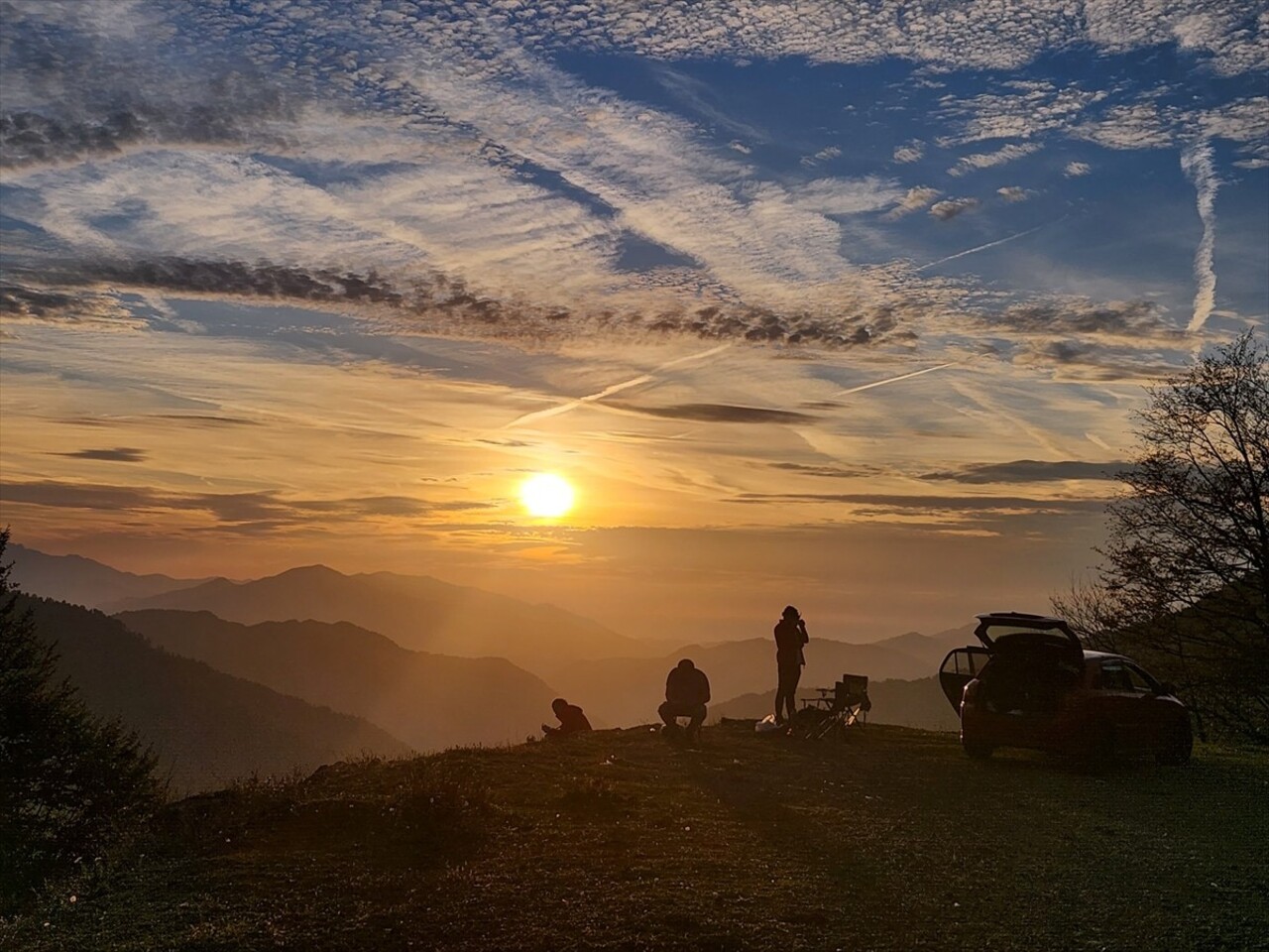 Artvin'de yerli ve yabancı turistlerin en çok ziyaret ettiği yerler arasındaki Borçka Karagöl...