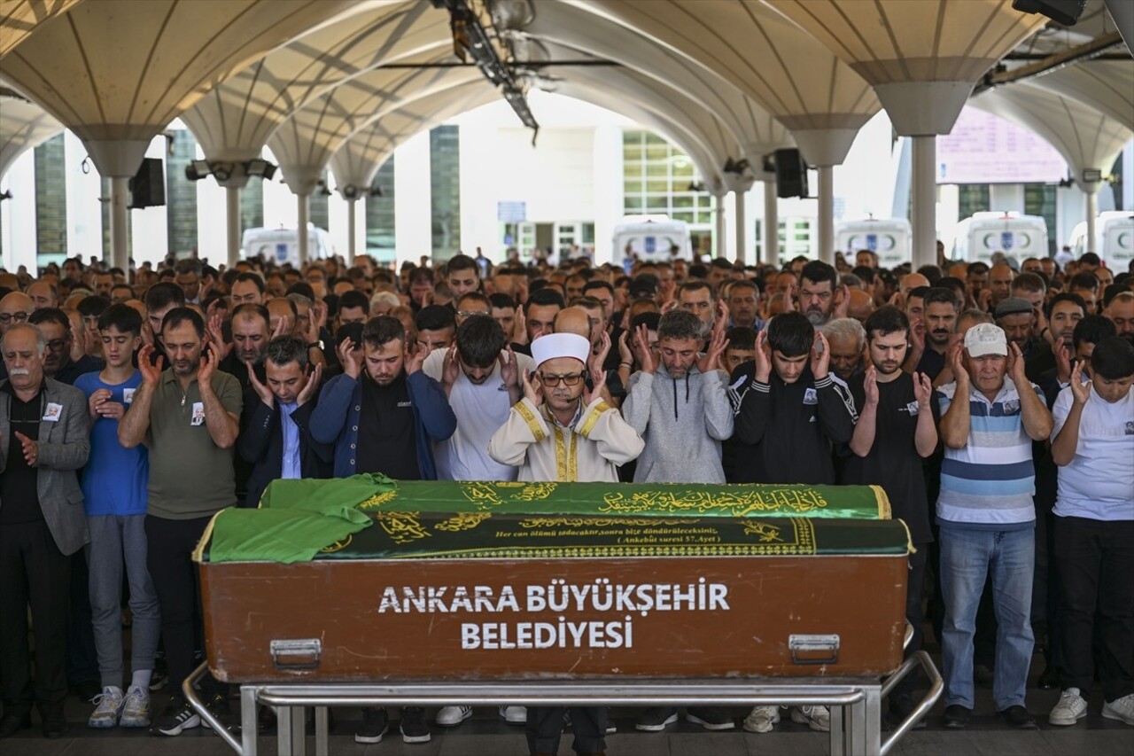 Kastamonu'da polis memuru eşi tarafından tabancayla öldürülen Burçin Sevgi T, Ankara'da, Karşıyaka...