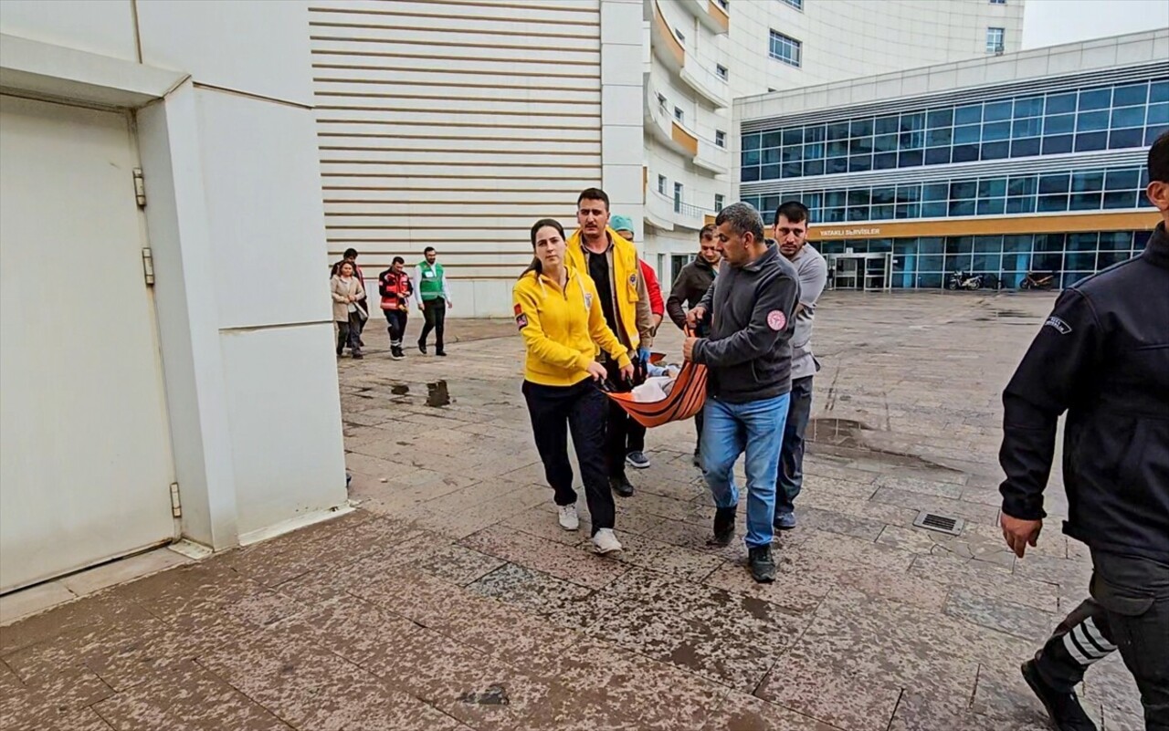 Samsun'da, Bafra Devlet Hastanesi'nde deprem tatbikatı gerçekleştirildi.