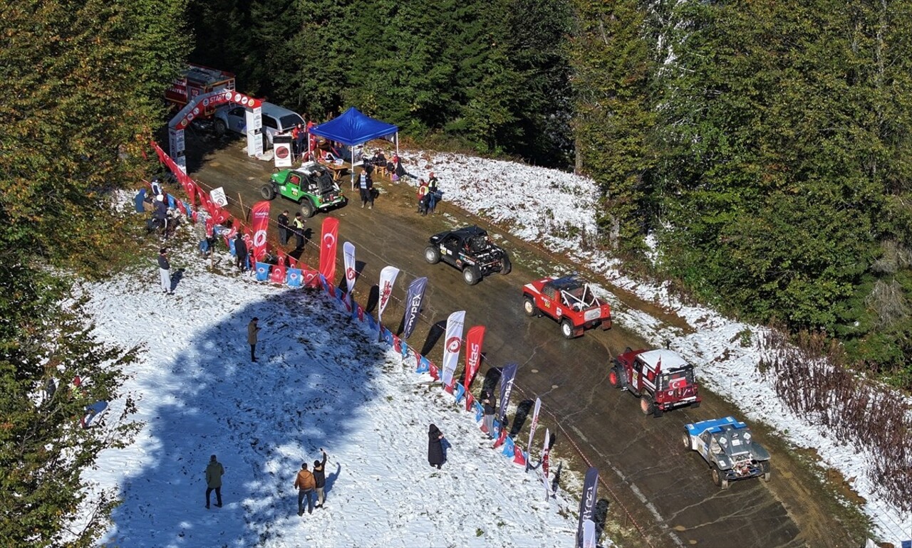 PETLAS 2024 Türkiye Off-Road Şampiyonası'nın 5. ayağı kapsamında mukavemet etabı düzenlendi....