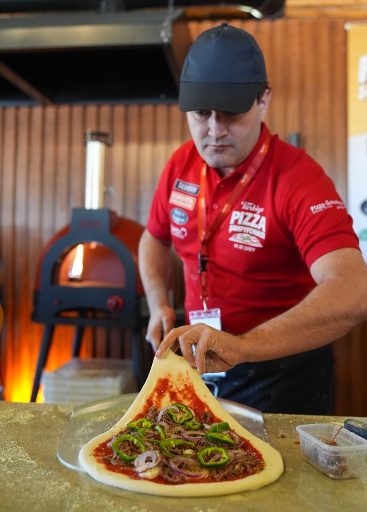 İzmir'de Türkiye Pizza Şampiyonası düzenlendi. Urla ilçesindeki etkinlik alanında gerçekleştirilen...