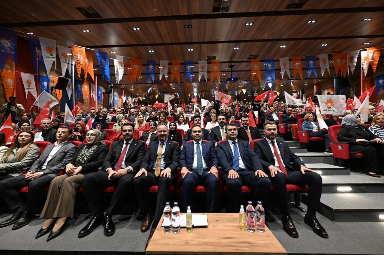 Sanayi ve Teknoloji Bakanı Mehmet Fatih Kacır, Atatürk Kültür Merkezi’nde düzenlenen AK Parti...