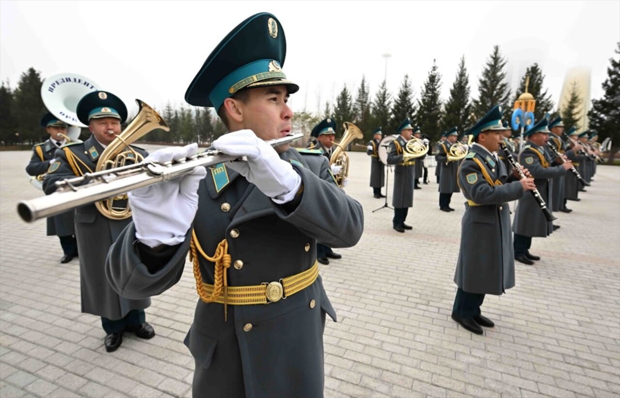 Kazakistan'da egemenliğin sembolü olan ulusal bayram "Cumhuriyet Günü" kutlanıyor. Başkent...