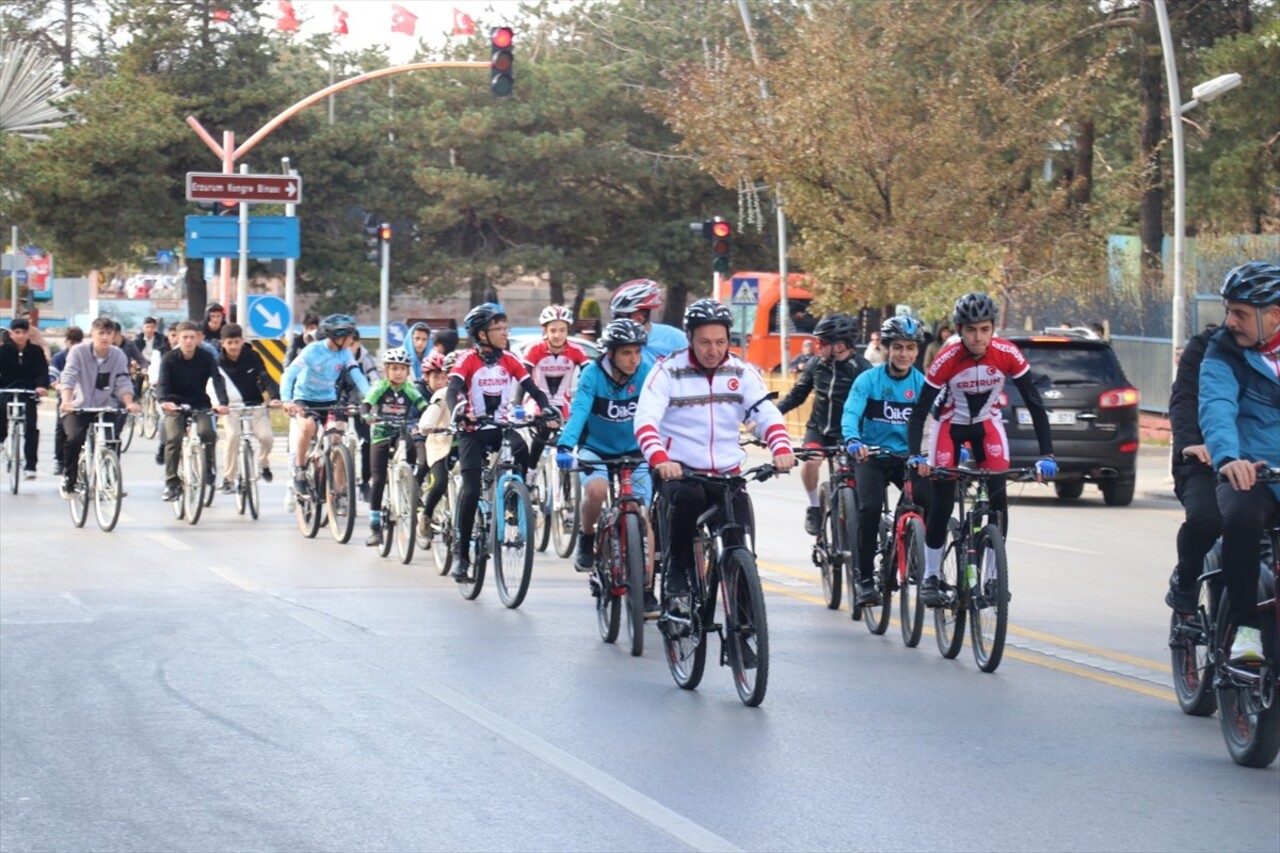 Erzurum'da, Türkiye Bisiklet Federasyonu ile Gençlik ve Spor İl Müdürlüğü tarafından Tabyalar...