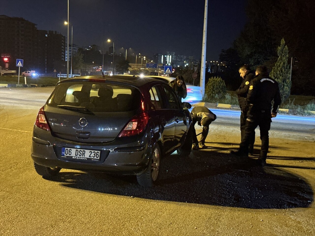 Kastamonu'da polisten kaçarken otomobile çarpan 16 yaşındaki motosiklet sürücüsü yaralandı. Olay...