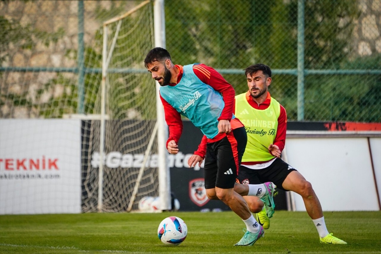 Gaziantep FK, Trendyol Süper Lig'in 11. haftasında sahasında Göztepe ile yapacağı maçın...