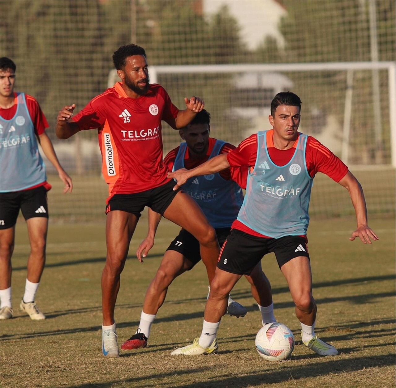 Onvo Antalyaspor, Trendyol Süper Lig'in 11. haftasında deplasmanda Samsunspor ile yapacağı maçın...