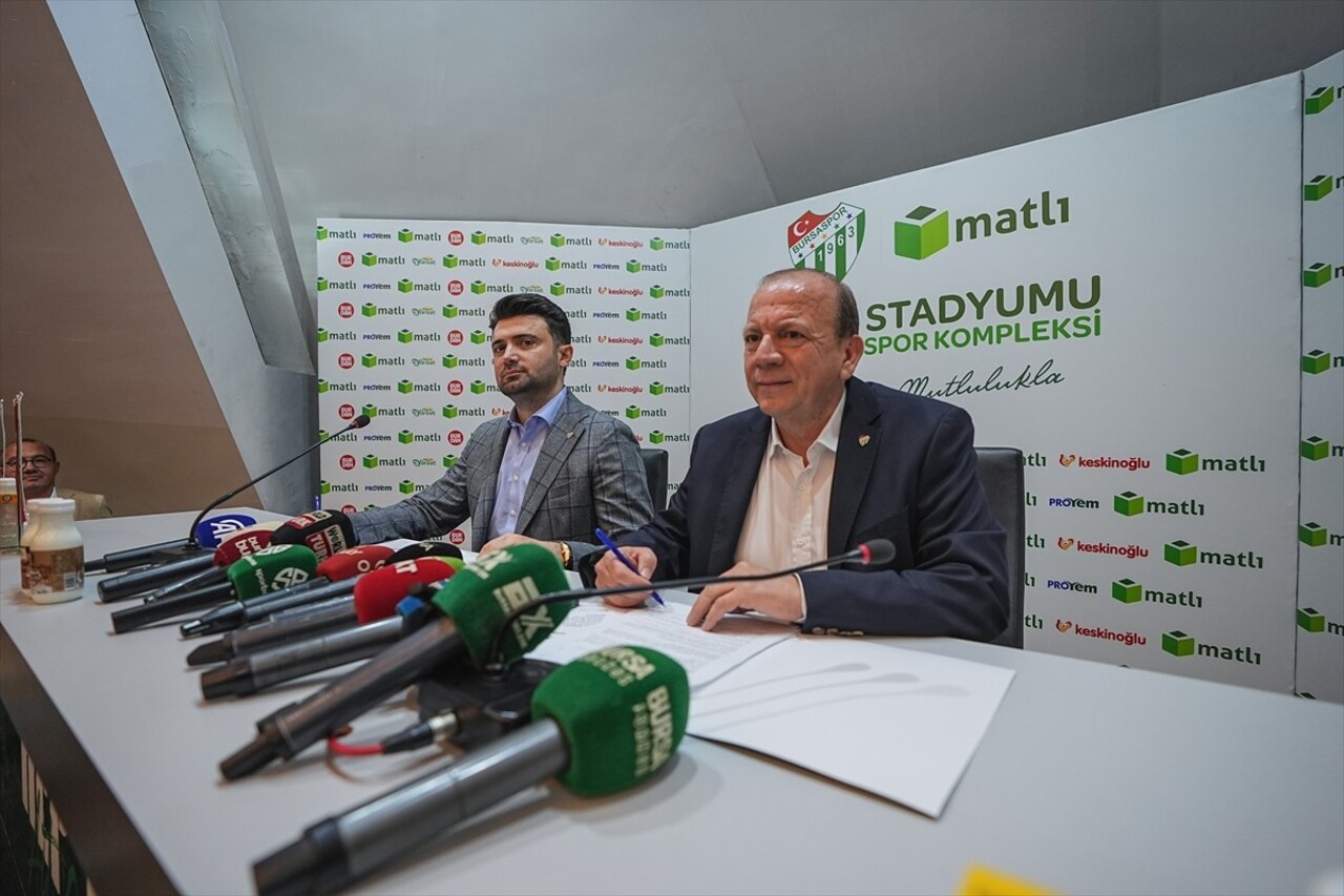 Bursaspor Kulübü, stadının isim sponsorluğu için Matlı Holding ile 40 milyon liralık anlaşma...