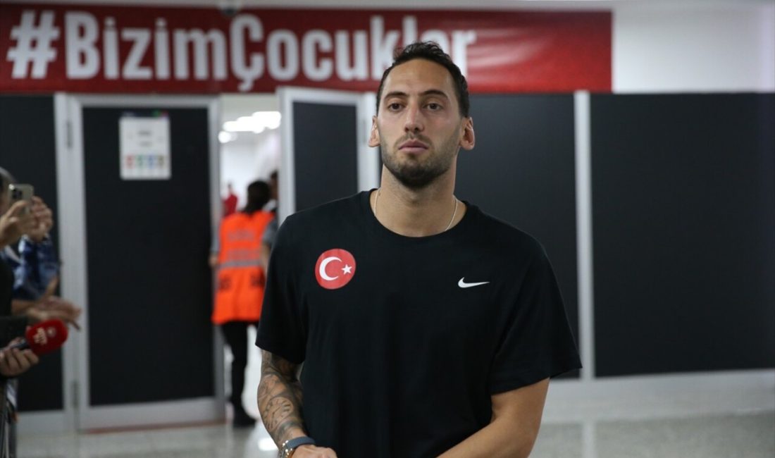 Hakan Çalhanoğlu, Karadağ karşısında