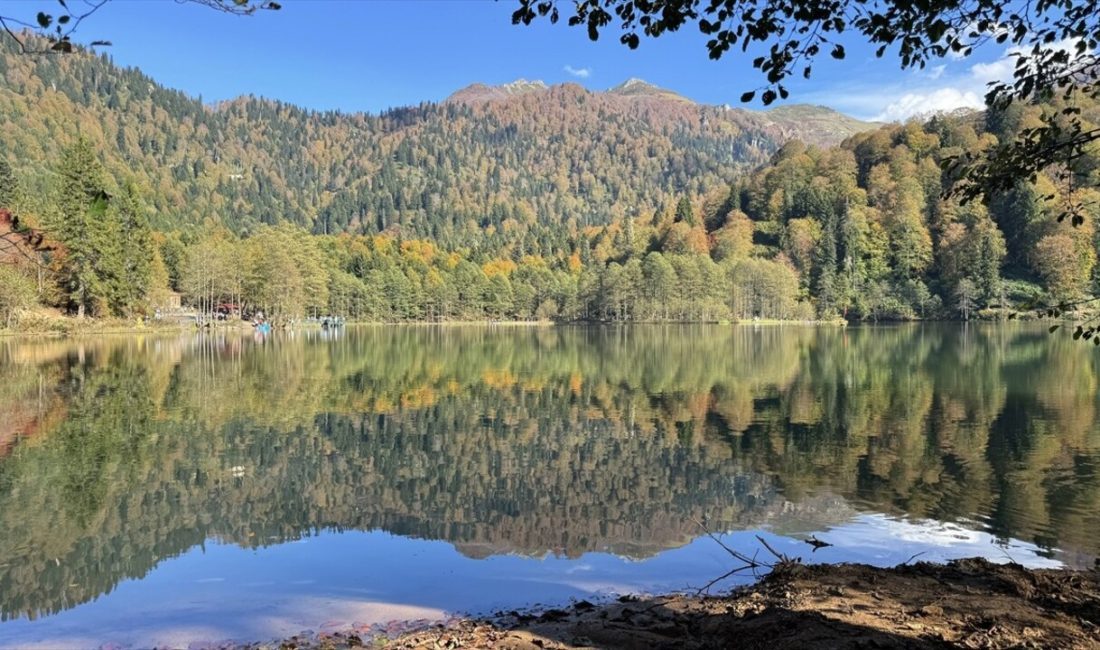 Artvin'in gözdesi Borçka Karagöl