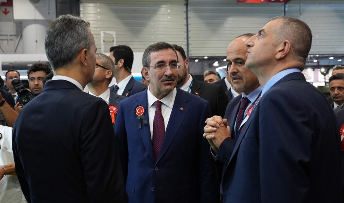 Yılmaz, SAHA EXPO 2024'te