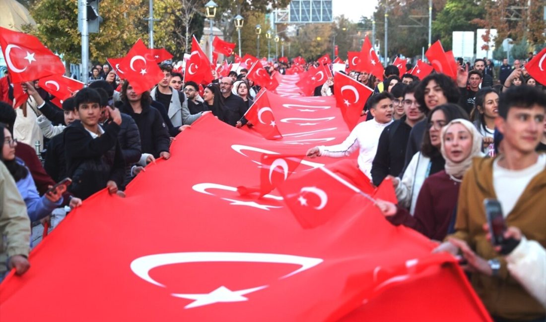 Konya'da Cumhuriyet Bayramı fener