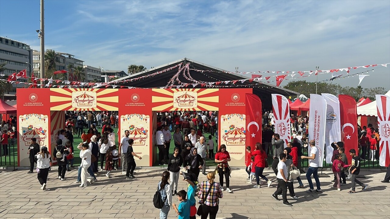 Hatay’da Cumhuriyet Panayırı Coşkusu