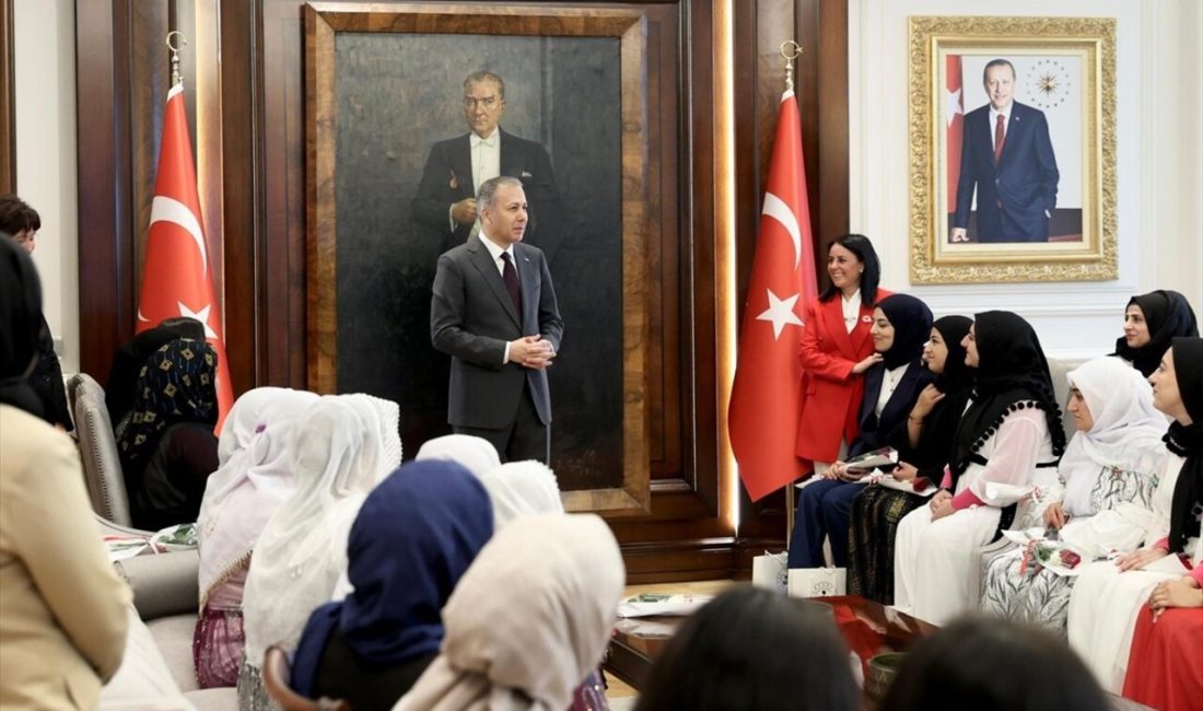 İçişleri Bakanı Ali Yerlikaya,