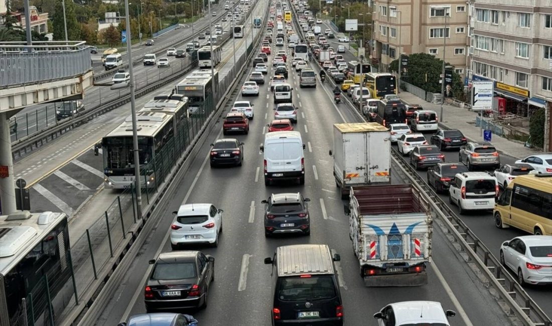 İstanbul'da sabah saatlerinde etkili