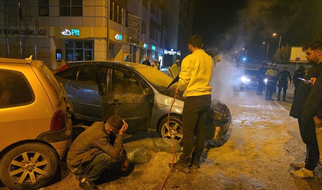 Karabük'te seyir halindeki otomobilde