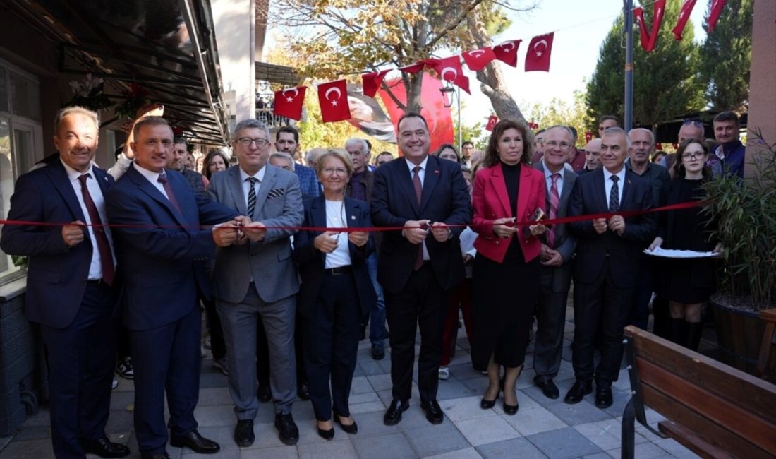 Mübadiller, Manisa'nın Akhisar ilçesinde