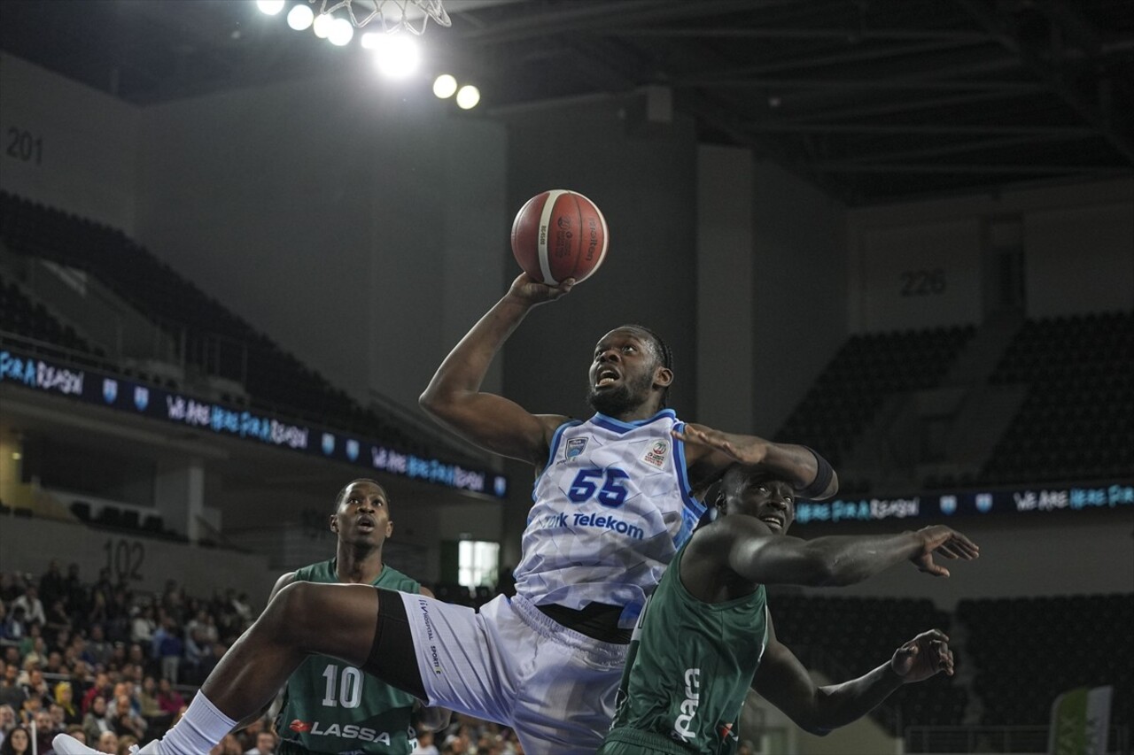 Türkiye Sigorta Basketbol Süper Ligi’nde Türk Telekom ile Darüşşafaka Lassa, Ankara Spor...