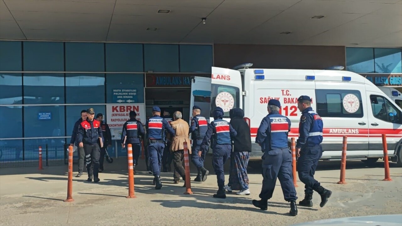 Bursa'nın İnegöl ilçesinde, yanında çalışan yabancı uyruklu kişiyi öldürdüğü iddia edilen şüpheli...