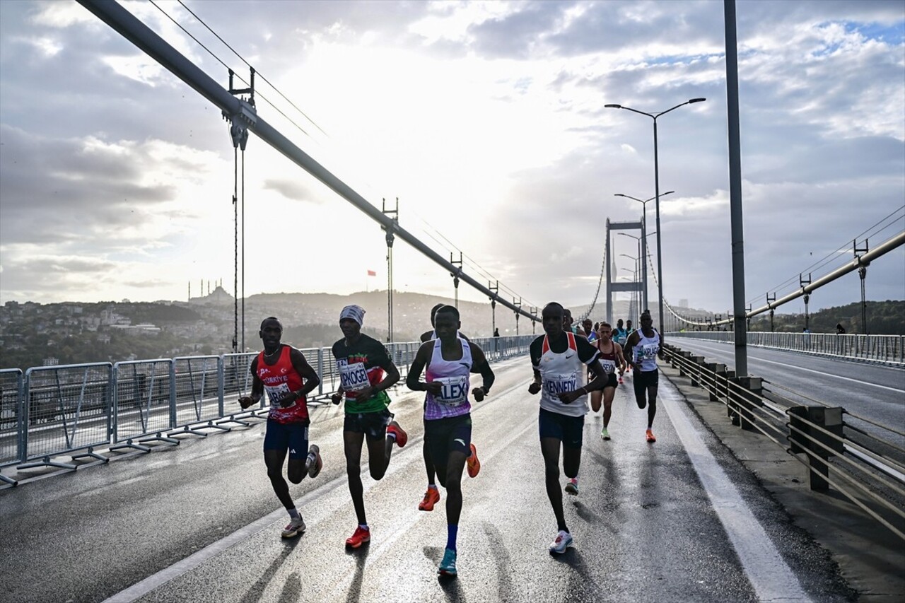 Spor İstanbul tarafından düzenlenen, Türkiye İş Bankası sponsorluğundaki 46. İstanbul Maratonu...