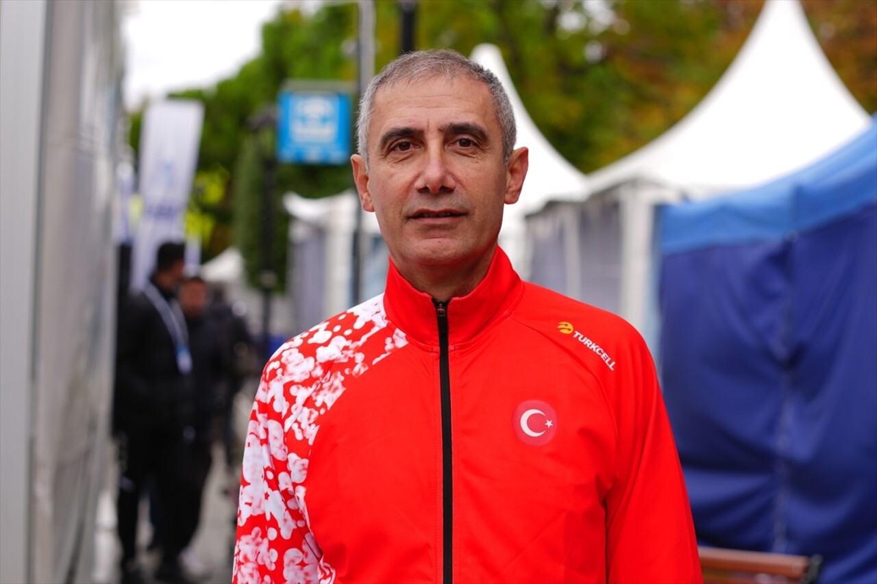 Spor İstanbul tarafından düzenlenen, Türkiye İş Bankası sponsorluğundaki 46. İstanbul Maratonu...