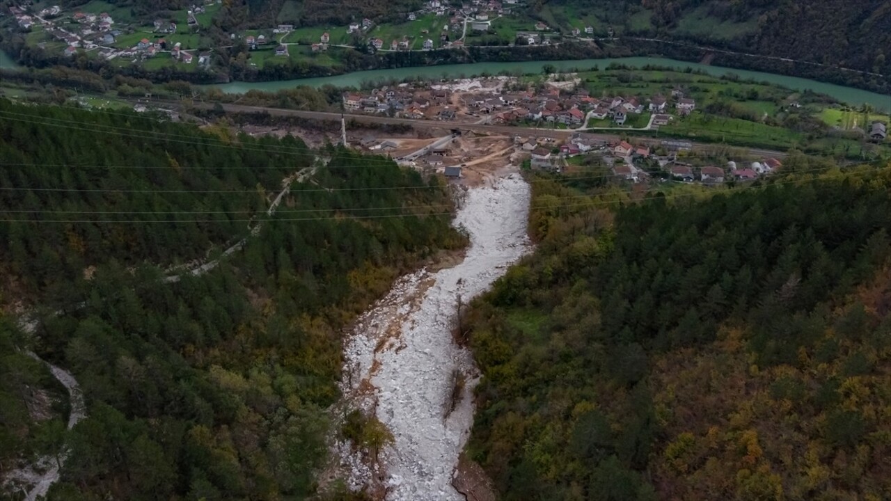 Bosna Hersek'te 4 Ekim'de yaşanan ve 27 kişinin hayatını kaybettiği sel felaketinin üzerinden 1 ay...